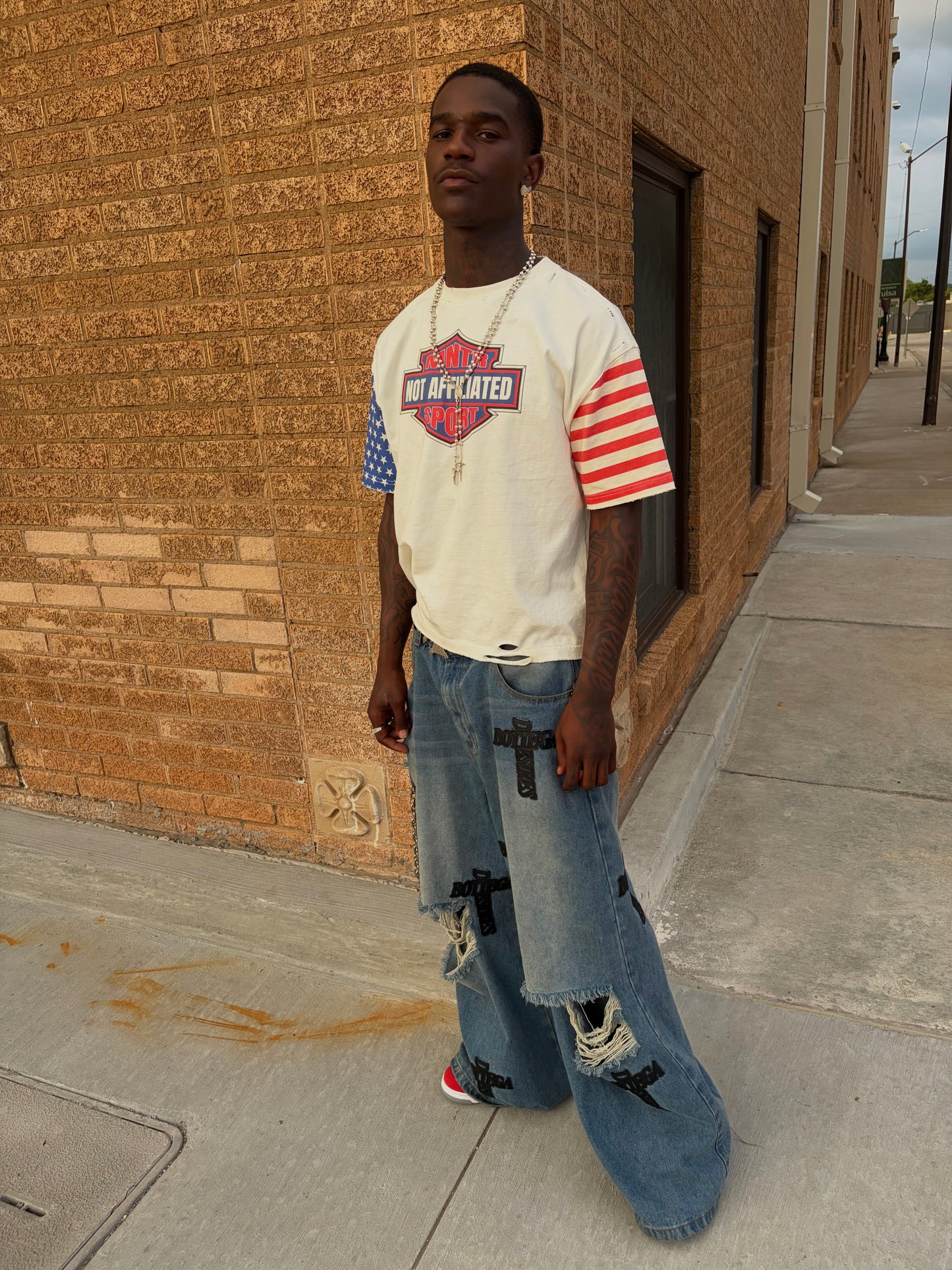 NOT AFFILIATED TEE